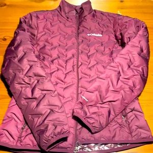 Columbia Omni-Heat 650 jacket. Color is deep purple, not bulky but warm!